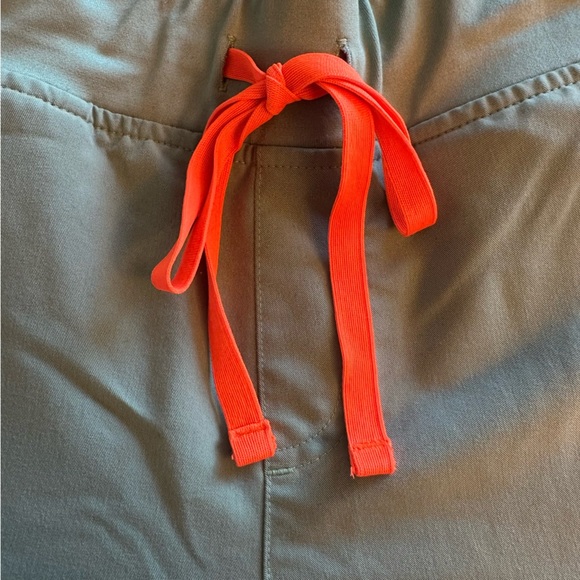 SOLD FIGS Scrub Pants Joggers Womens Size Large  Green Orange TieStyle W18SW2005 - Picture 7 of 12